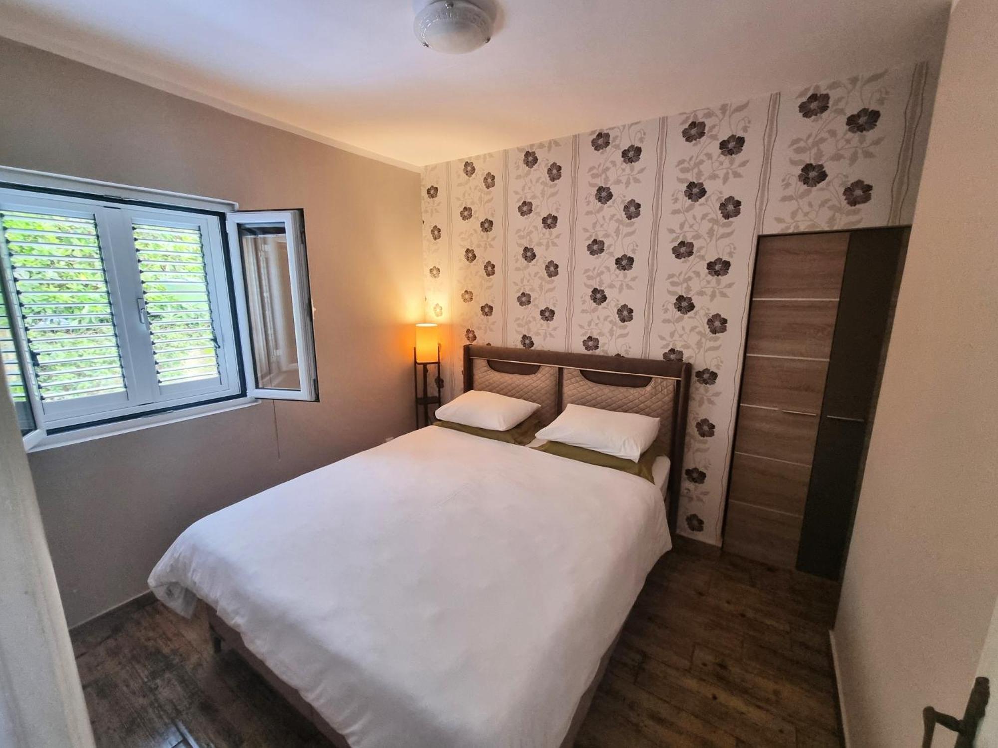 Apartments Krstos Place Kotor Ngoại thất bức ảnh